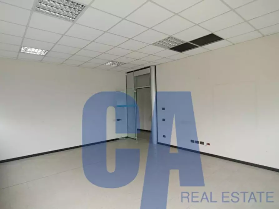Immagine 3 di Ufficio in affitto  in VIA VERDI G. a Caponago