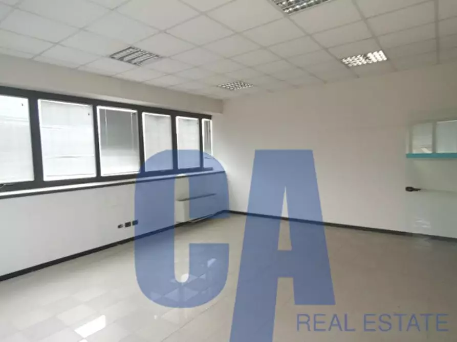 Immagine 4 di Ufficio in affitto  in VIA VERDI G. a Caponago