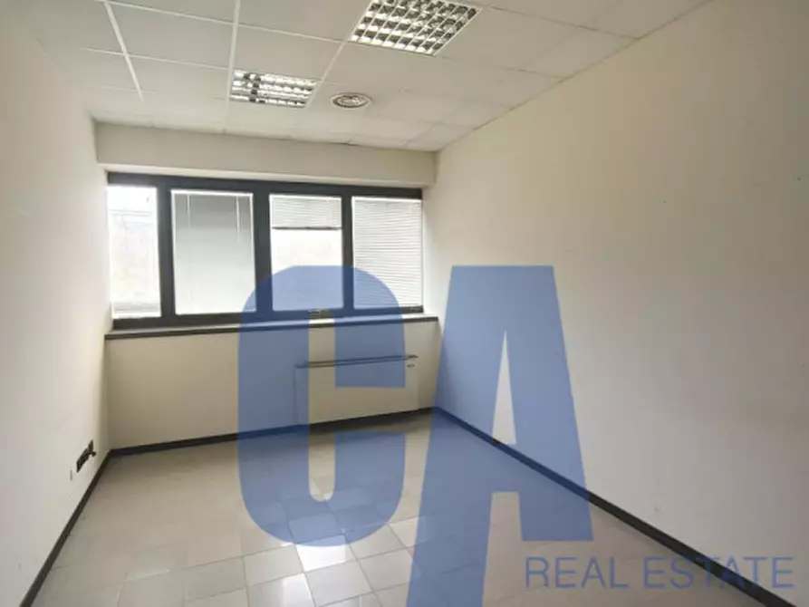 Immagine 12 di Ufficio in affitto  in VIA VERDI G. a Caponago