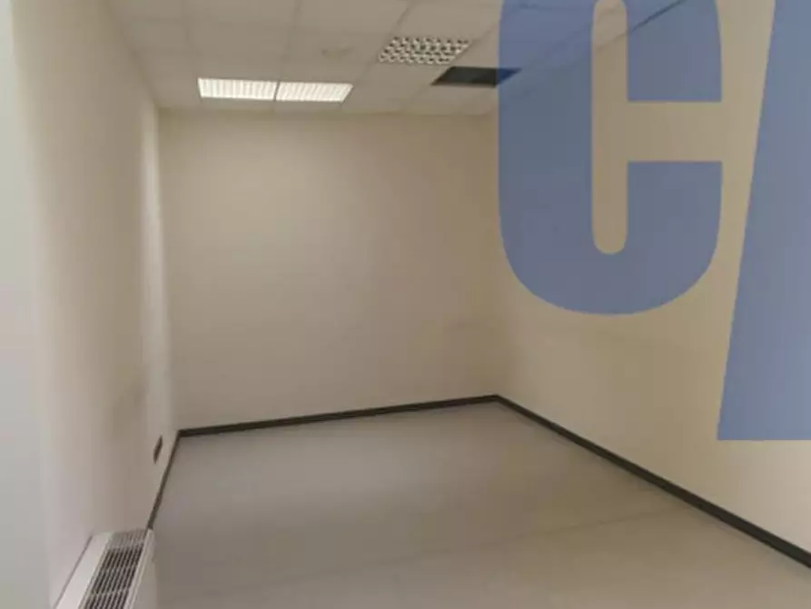 Immagine 13 di Ufficio in affitto  in VIA VERDI G. a Caponago