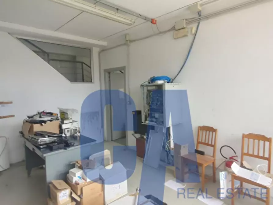 Immagine 9 di Laboratorio in affitto  in VIA BISCEGLIE a Milano