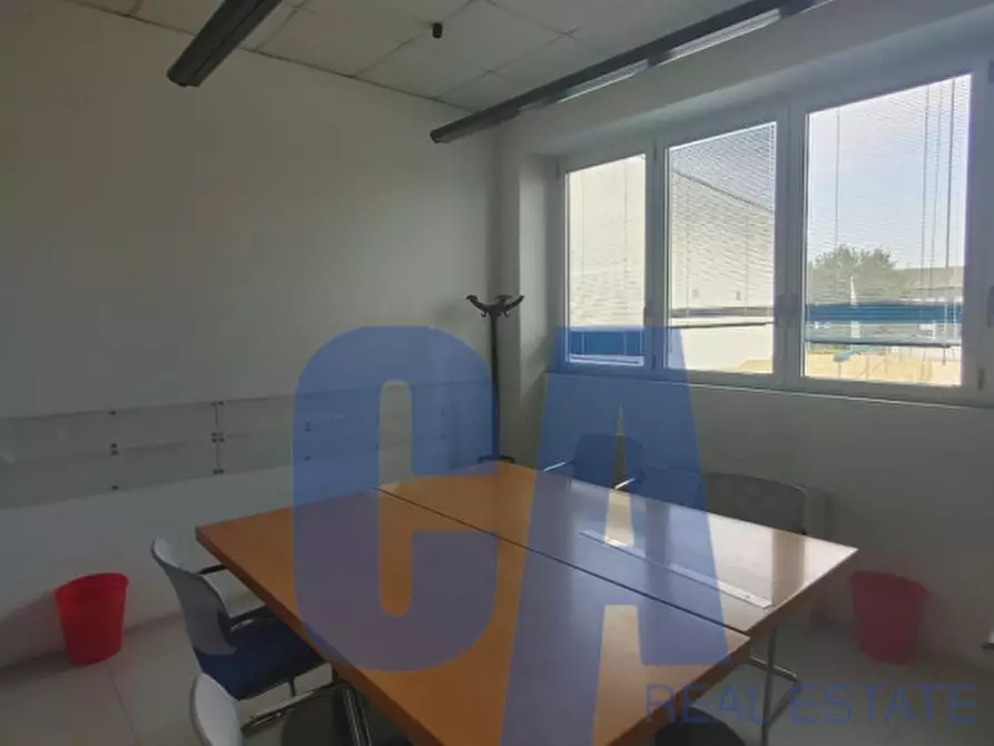 Immagine 7 di Palazzo in affitto  in VIA BISCEGLIE a Milano