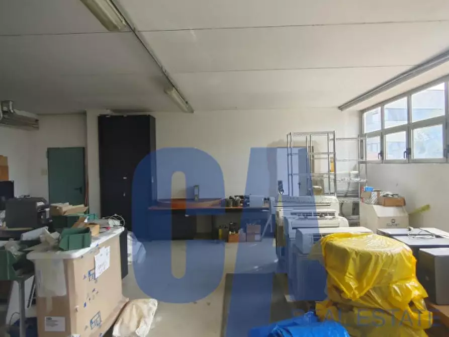 Immagine 11 di Palazzo in affitto  in VIA BISCEGLIE a Milano