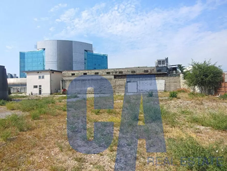 Immagine 15 di Capannone industriale in affitto  in VIA BISCEGLIE a Milano