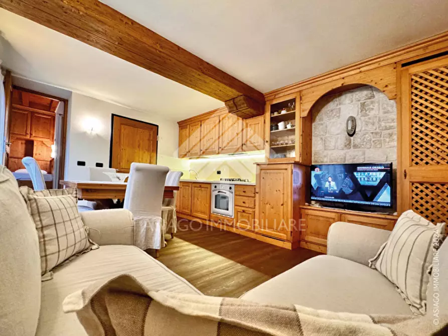 Immagine 2 di Appartamento in vendita  a Asiago