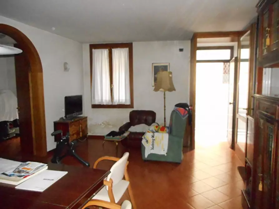 Immagine 1 di Appartamento in vendita  in santa caterina a Vicenza