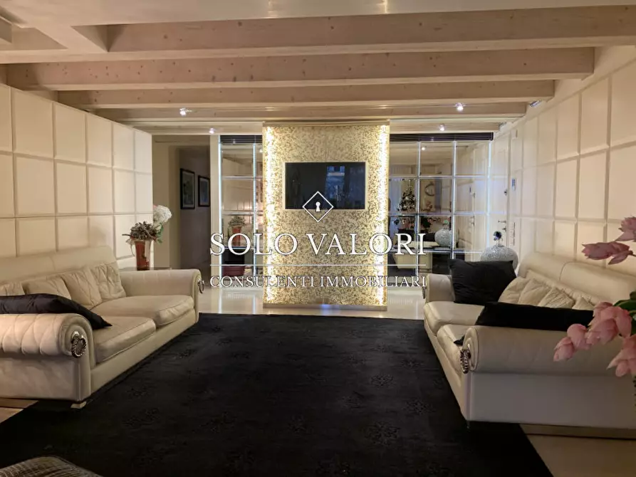 Immagine 3 di Attico in vendita  in vicolo montebelluna a Castelfranco Veneto