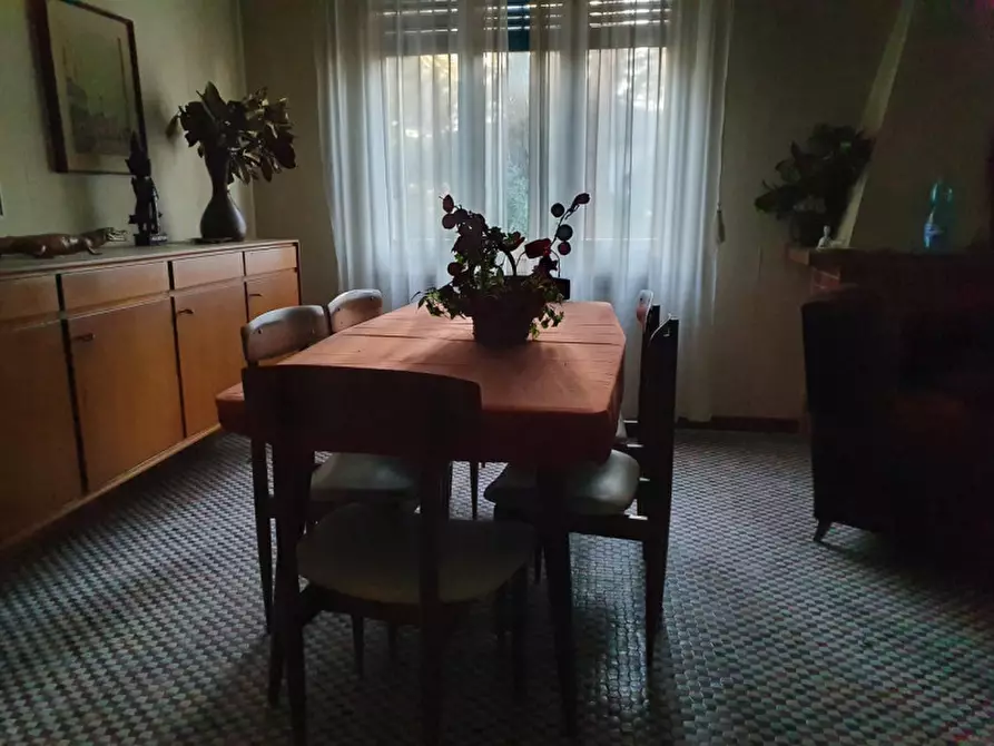 Immagine 3 di Villa in vendita  in VIA DEL MONTE a Cesena