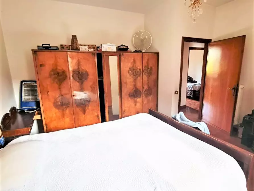 Immagine 9 di Villetta a schiera in vendita  in san martino a Bucine