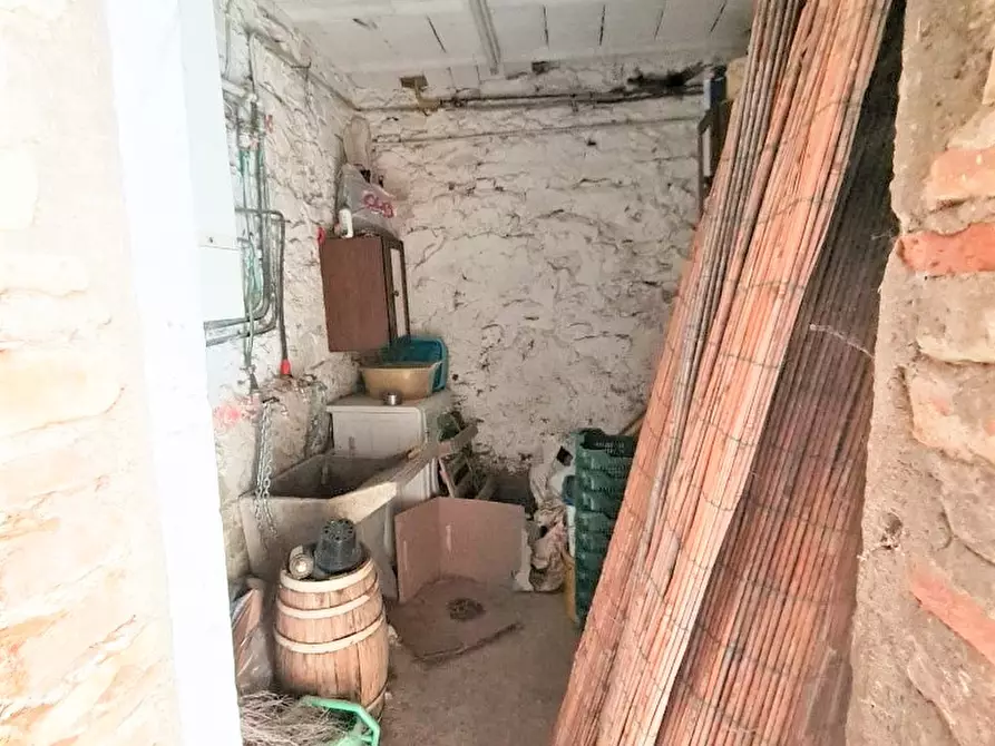 Immagine 41 di Villetta a schiera in vendita  in san martino a Bucine