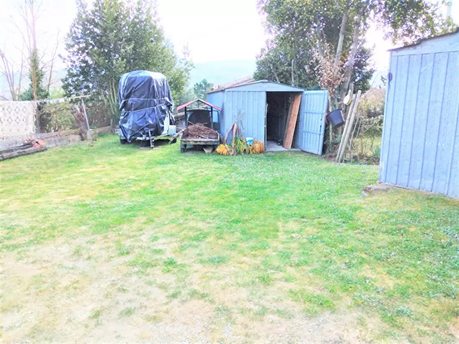 Immagine 48 di Villetta a schiera in vendita  in san martino a Bucine