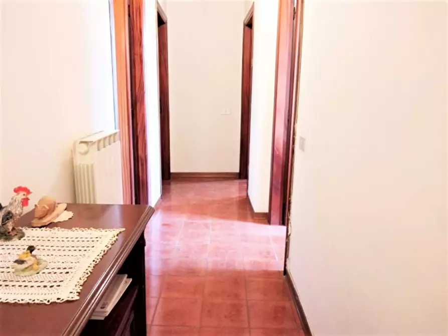 Immagine 58 di Villetta a schiera in vendita  in san martino a Bucine