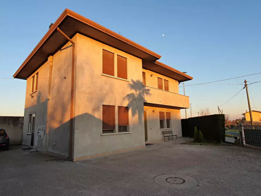 Immagine 1 di Casa indipendente in vendita  a Ponso