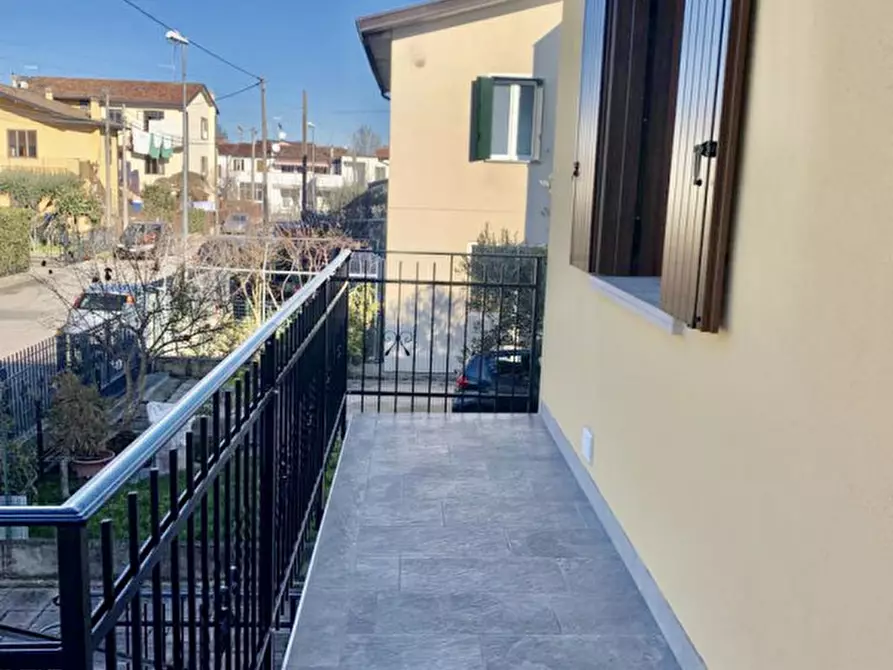 Immagine 15 di Casa indipendente in vendita  in Via Bembo a Padova