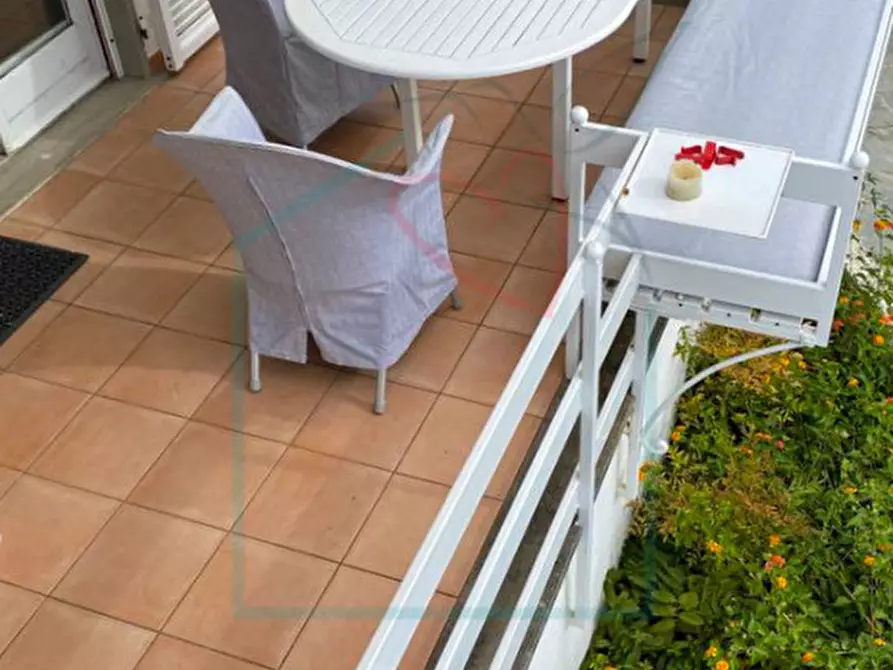 Immagine 7 di Casa bifamiliare in vendita  in via della Pace a Ameglia