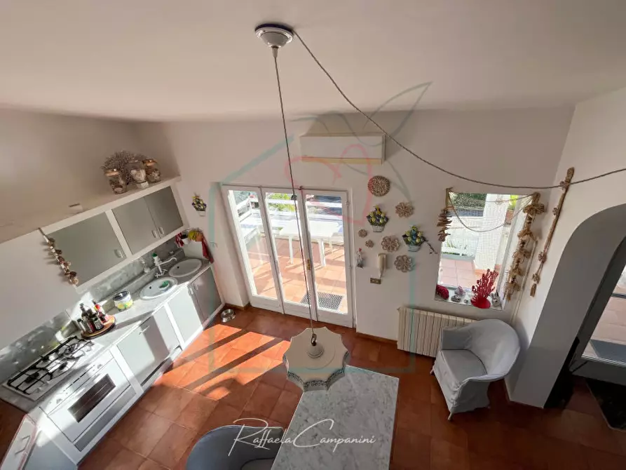 Immagine 16 di Casa bifamiliare in vendita  in via della Pace a Ameglia