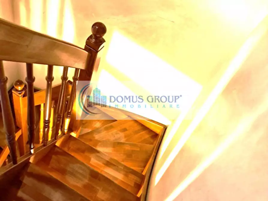 Immagine 42 di Villa in vendita  in Via Raffaello Franchi a Roma