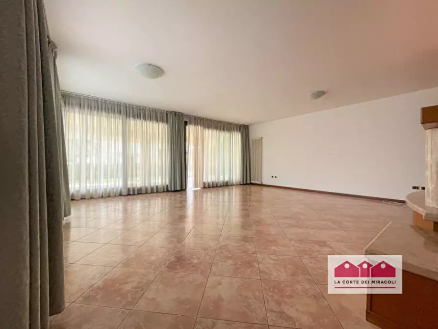 Immagine 12 di Casa bifamiliare in affitto  in Via Lacedelli a Montecchio Maggiore