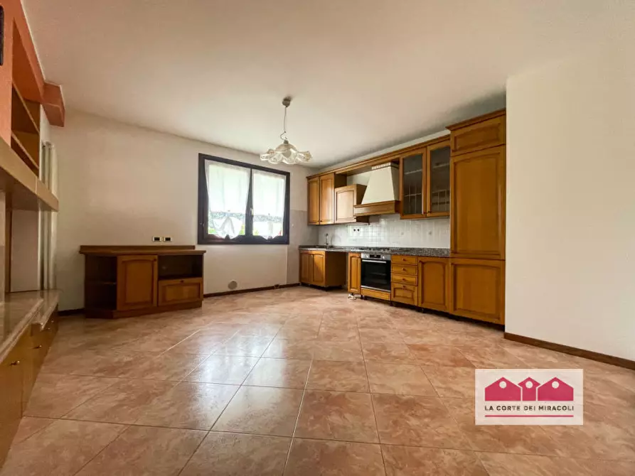 Immagine 20 di Casa bifamiliare in affitto  in Via Lacedelli a Montecchio Maggiore