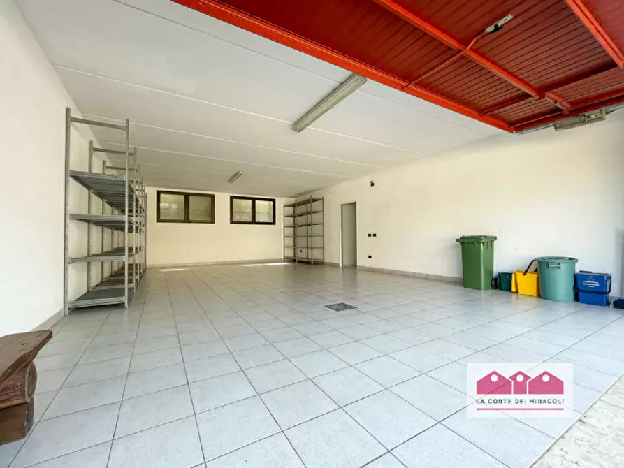 Immagine 33 di Casa bifamiliare in affitto  in Via Lacedelli a Montecchio Maggiore