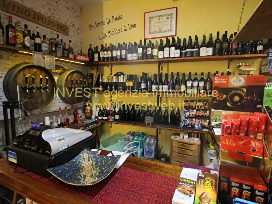 Immagine 5 di Attività commerciale in vendita  a Rosolina