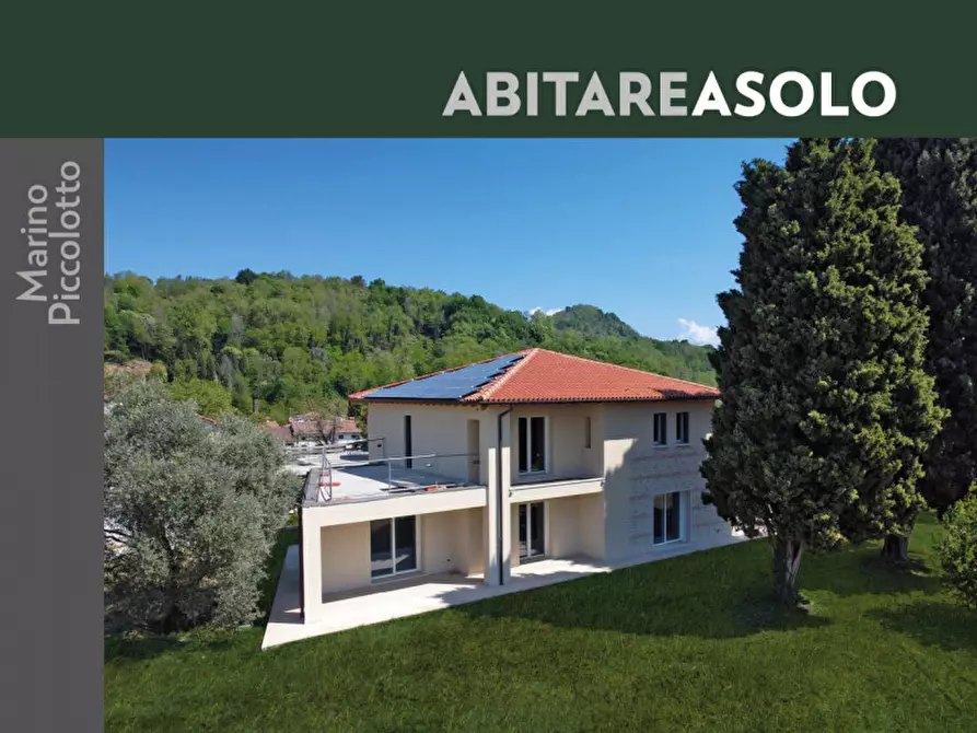 Immagine 1 di Villa in vendita  in Via Cannaregio a Castelcucco