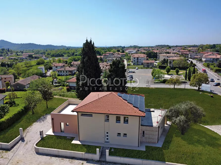 Immagine 8 di Villa in vendita  in Via Cannaregio a Castelcucco