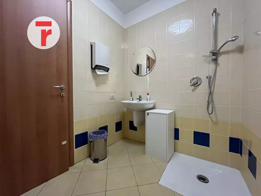 Immagine 8 di Ufficio in vendita  in Via Altichiero a Padova