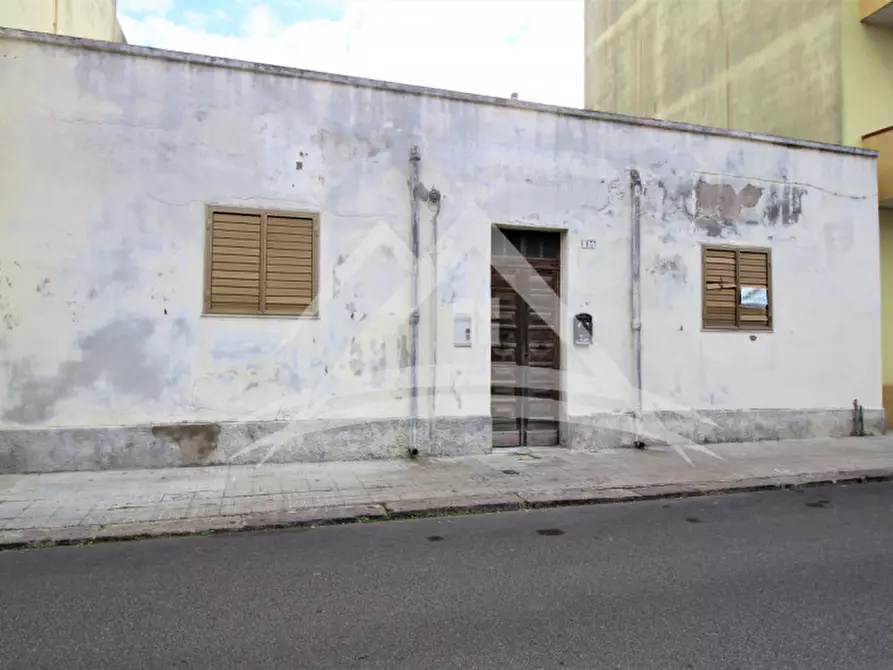 Immagine 1 di Casa indipendente in vendita  in via satta 13 a Porto Torres