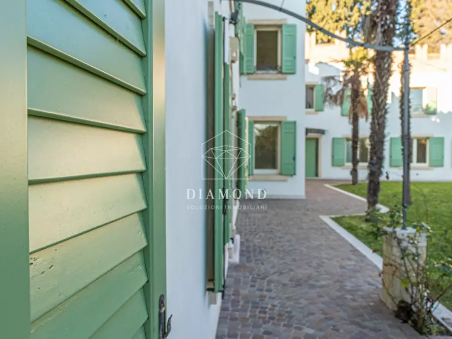 Immagine 4 di Villa in vendita  in Via Biondella a Verona