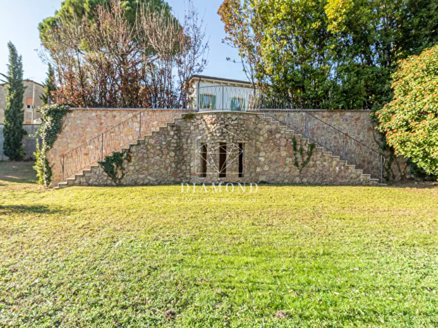 Immagine 14 di Villa in vendita  in Via Biondella a Verona