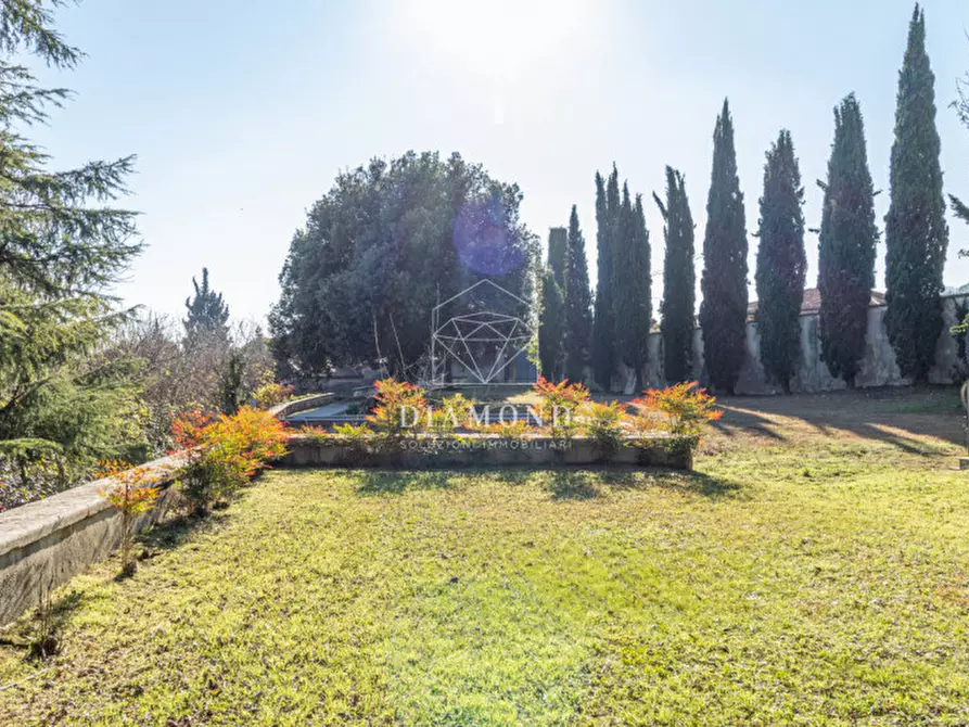 Immagine 18 di Villa in vendita  in Via Biondella a Verona