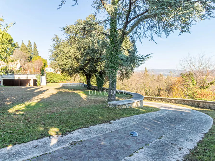Immagine 20 di Villa in vendita  in Via Biondella a Verona