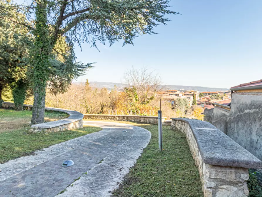 Immagine 21 di Villa in vendita  in Via Biondella a Verona
