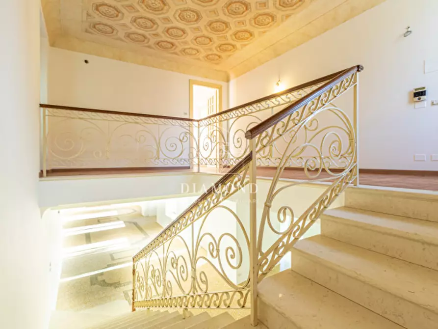 Immagine 49 di Villa in vendita  in Via Biondella a Verona