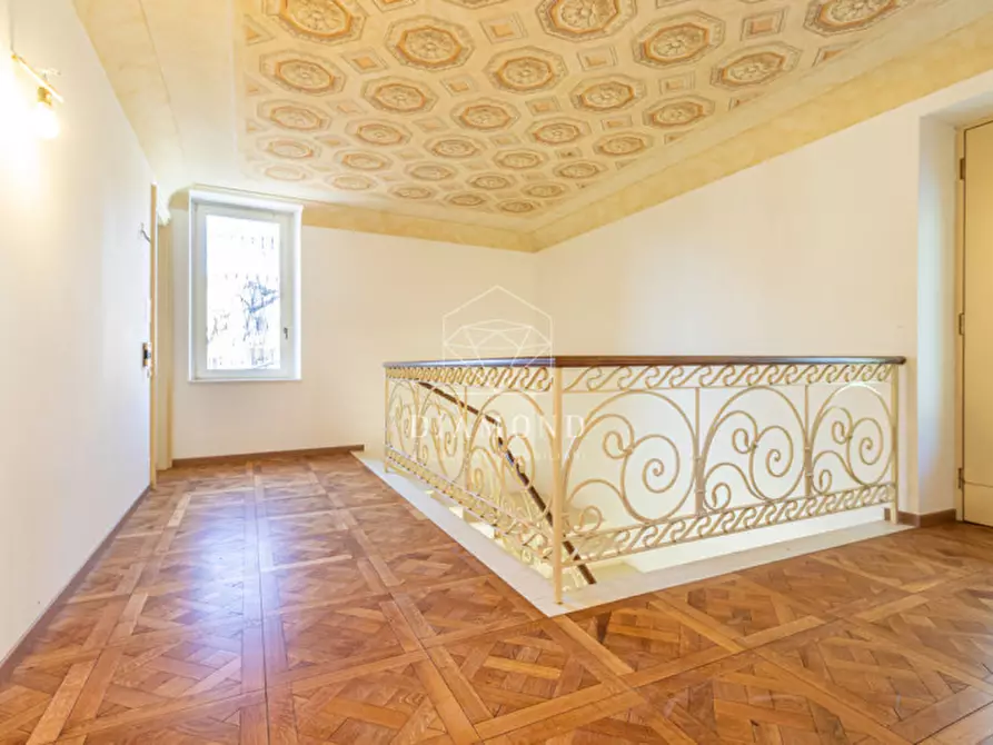 Immagine 55 di Villa in vendita  in Via Biondella a Verona