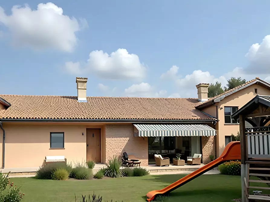 Immagine 6 di Villa in vendita  in Via Roma a San Biagio Di Callalta