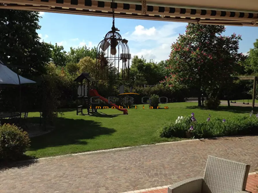 Immagine 17 di Villa in vendita  in Via Roma a San Biagio Di Callalta