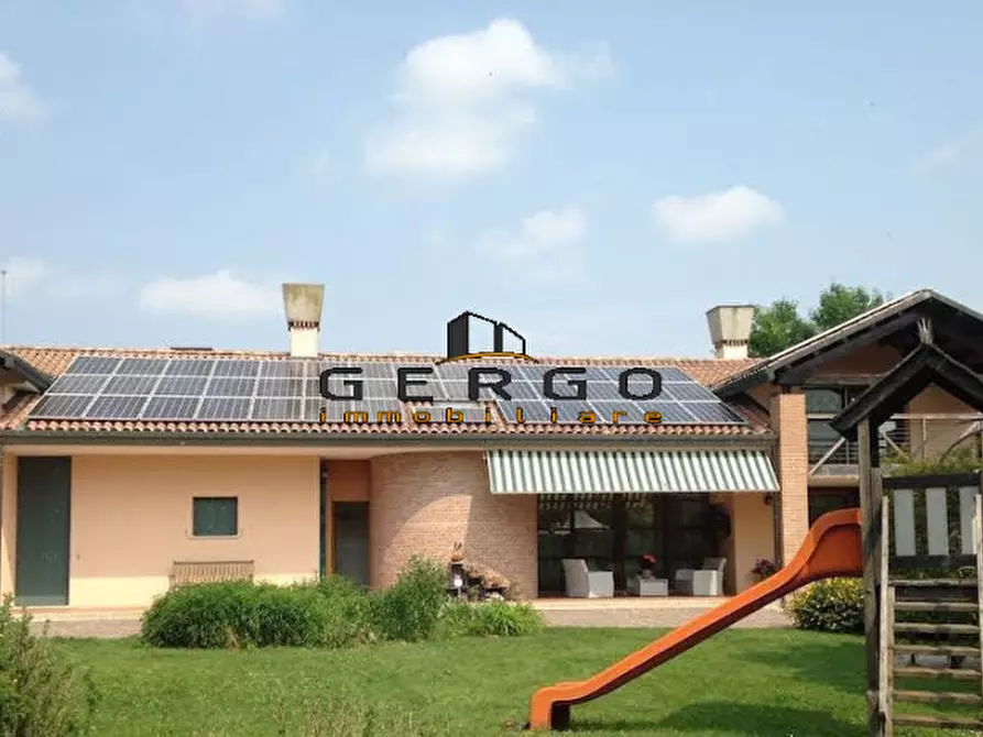 Immagine 21 di Villa in vendita  in Via Roma a San Biagio Di Callalta