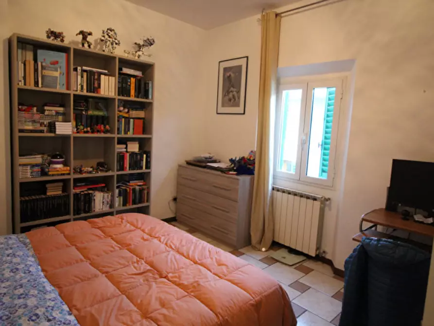 Immagine 9 di Appartamento in vendita  in via di bucine a Montevarchi