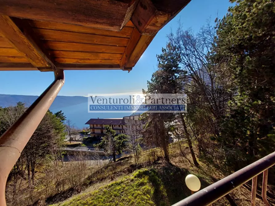 Immagine 27 di Villa in vendita  in via europa a Tignale