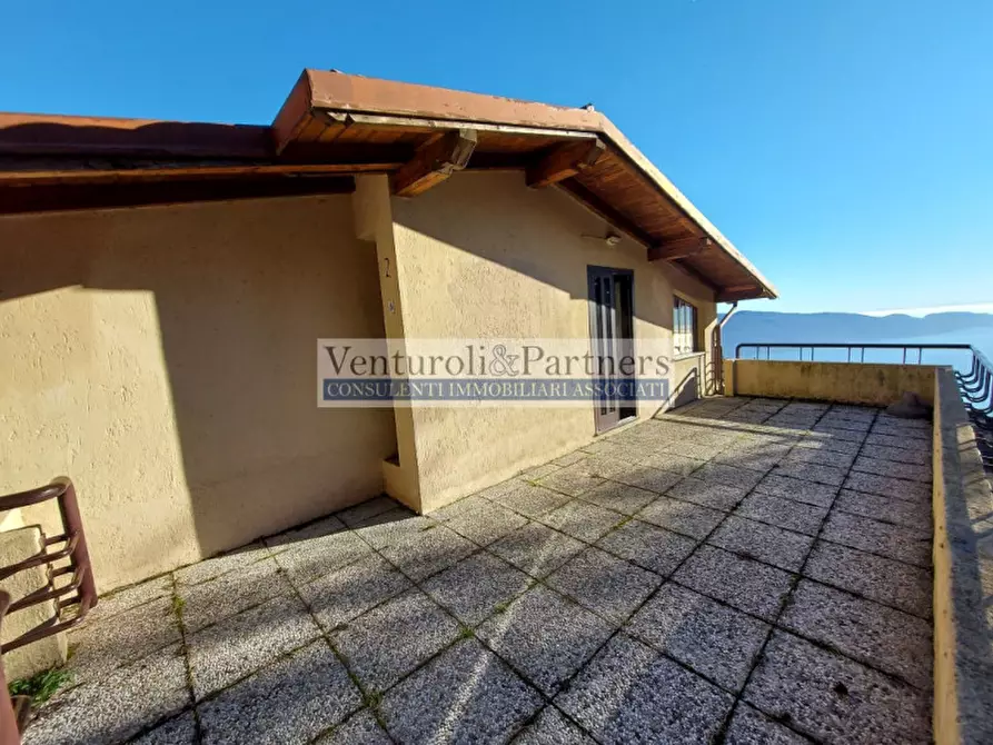 Immagine 30 di Villa in vendita  in via europa a Tignale