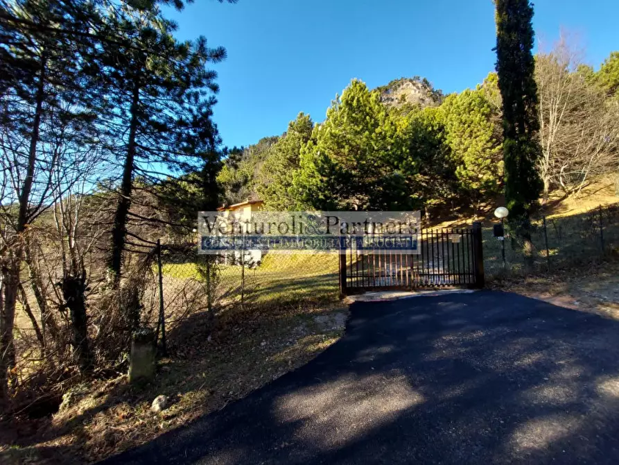 Immagine 39 di Villa in vendita  in via europa a Tignale