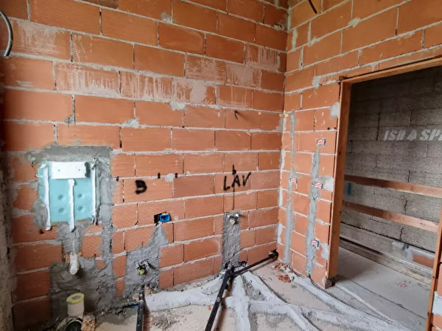 Immagine 29 di Casa bifamiliare in vendita  in via niccolo tommaseo a Vo