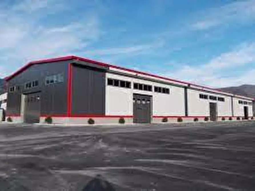 Immagine 4 di Laboratorio in vendita  in Faella a Castelfranco Piandiscò