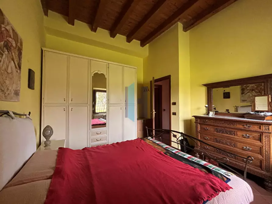 Immagine 8 di Rustico / casale in vendita  a Brescia