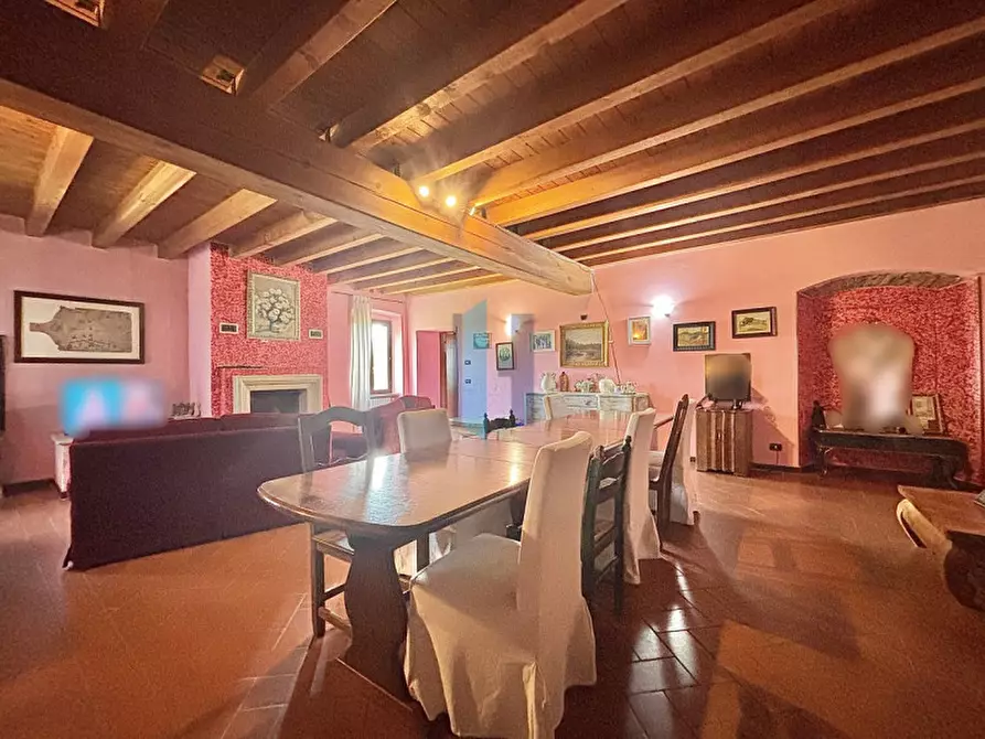 Immagine 5 di Rustico / casale in vendita  a Brescia