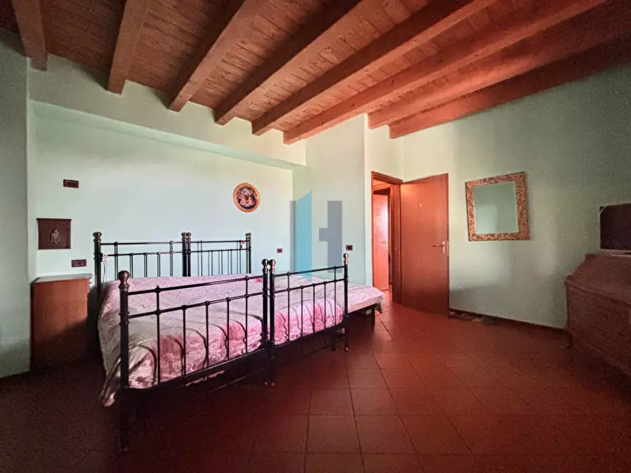 Immagine 6 di Rustico / casale in vendita  a Brescia