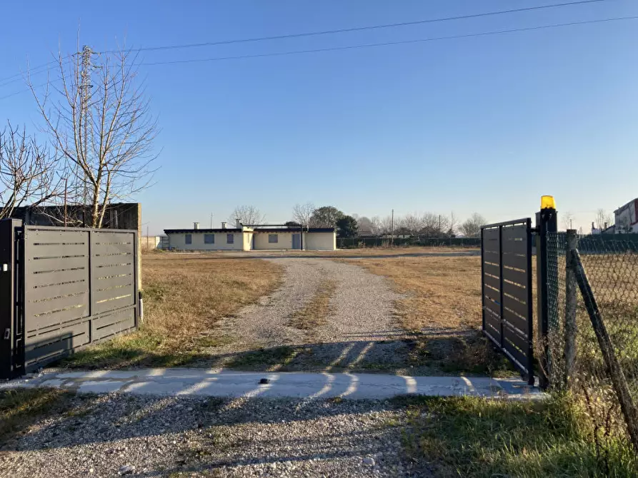 Immagine 4 di Capannone industriale in vendita  in VIA PIOVEGA a Piove Di Sacco