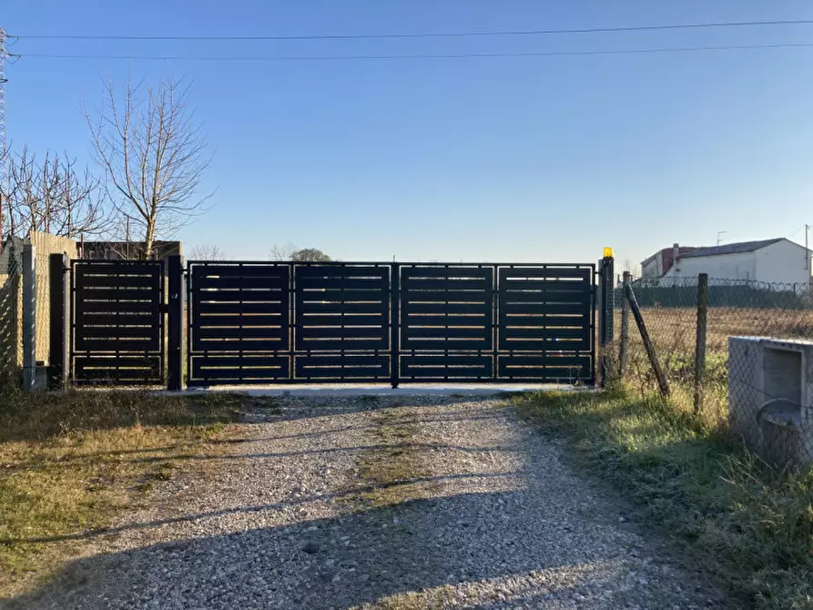 Immagine 9 di Capannone industriale in vendita  in VIA PIOVEGA a Piove Di Sacco